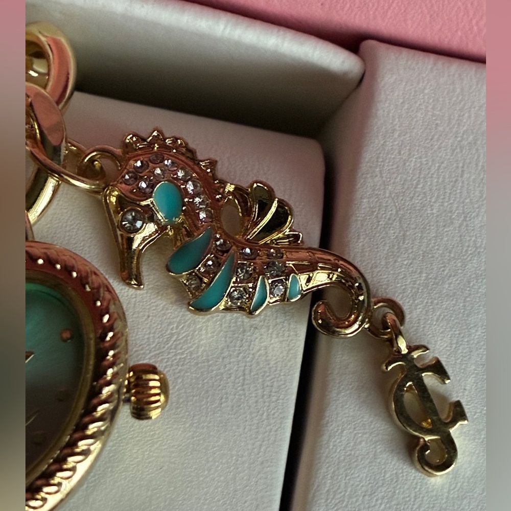 Juicy Couture Gold and Green Charm Bracelet - Picture 4 of 10